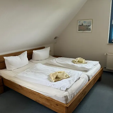 펜션 Reetdachhaus Weissdorn 1 *