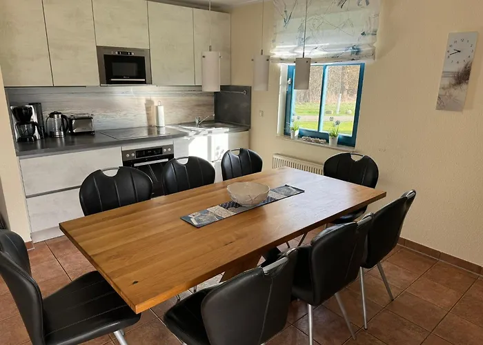 別荘 Reetdachhaus Weissdorn 1 *